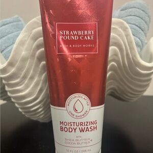 Strawberry Pound Cake Moisturizing Body Wash
